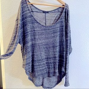 Brandy Melville pullover sweater